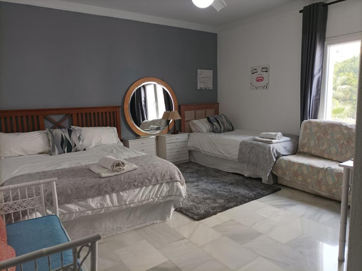 Large 2 Bed Apt Puerto Banus Marina Private Parking Apartment Marbella Exterior photo